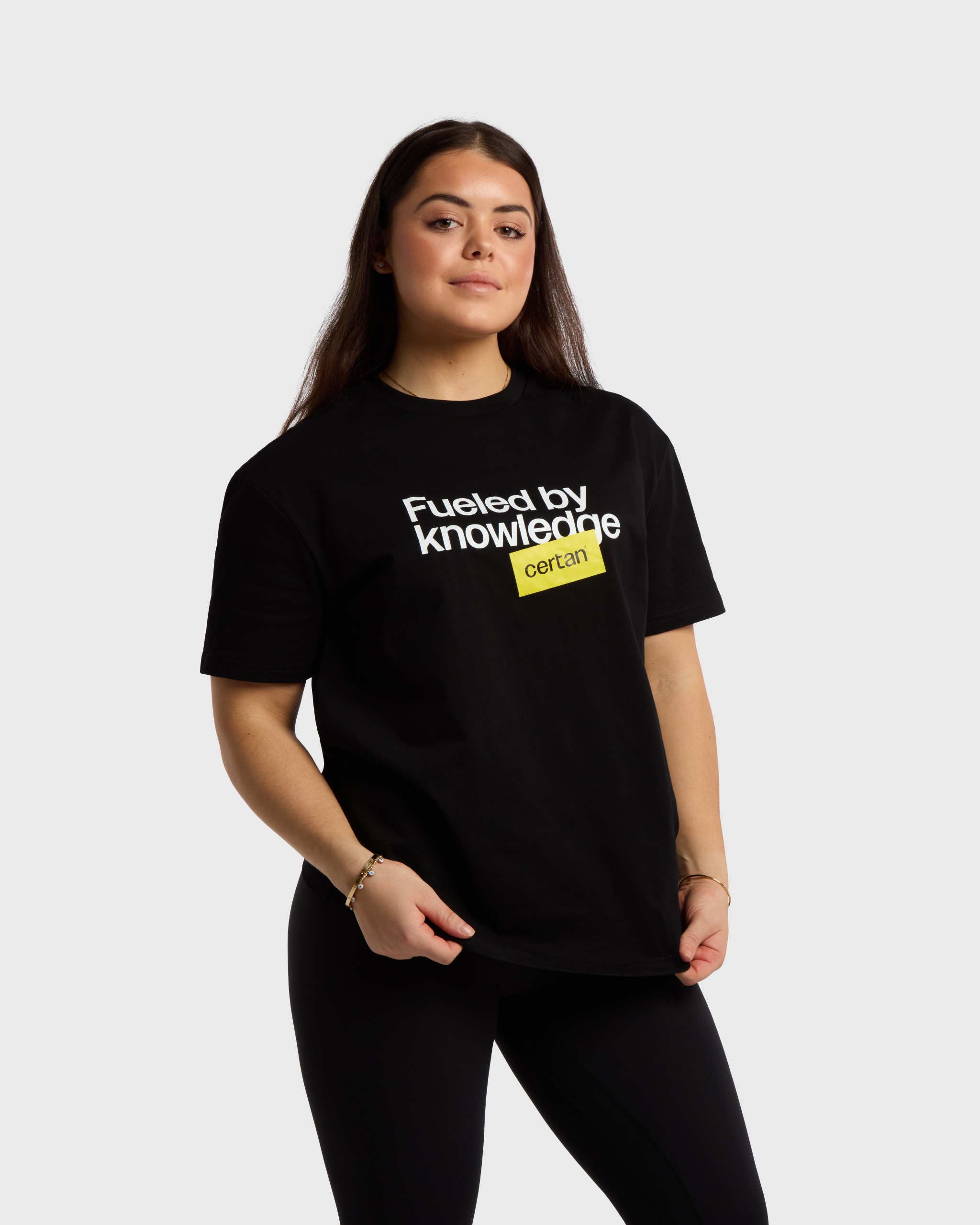 T-Shirt Oversize Fueled By knowledge - Unisex Black - Bild 4